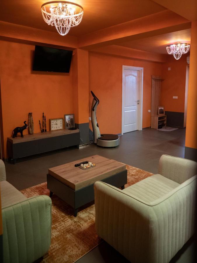 Bogo Apartment Bitola Esterno foto