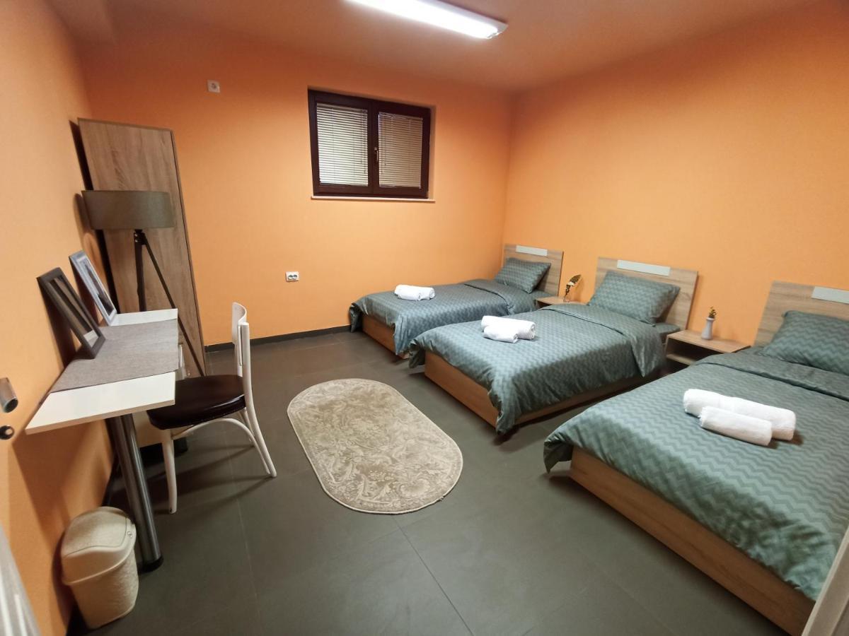 Bogo Apartment Bitola Esterno foto